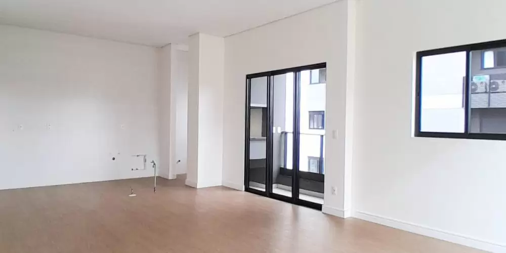 WhatsApp Image 2025-08-01 at 16.08.51 (2)