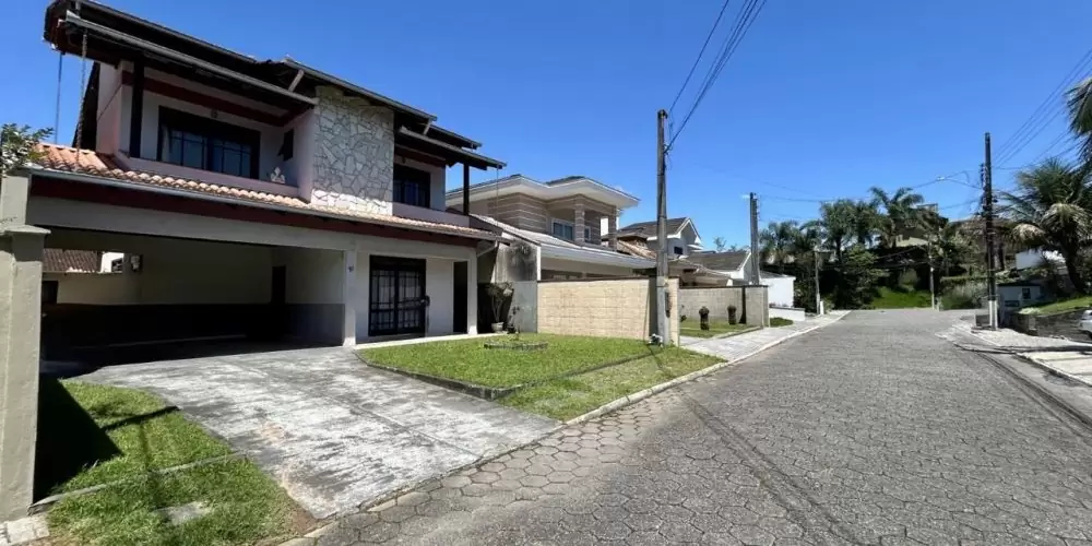 WhatsApp Image 2025-10-15 at 11.03.54 (2)