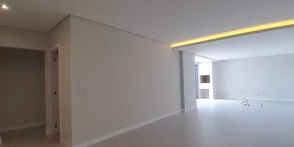 WhatsApp Image 2025-10-23 at 12.08.55 (1)