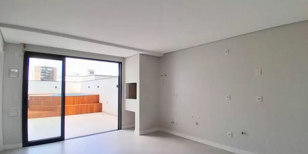 WhatsApp Image 2025-10-23 at 12.08.56 (1)