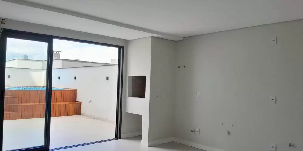 WhatsApp Image 2025-10-23 at 12.08.57 (1)