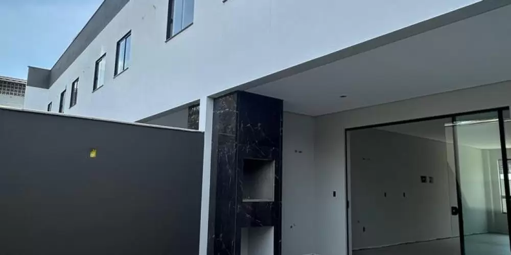 WhatsApp Image 2025-11-25 at 10.57.34 (2)