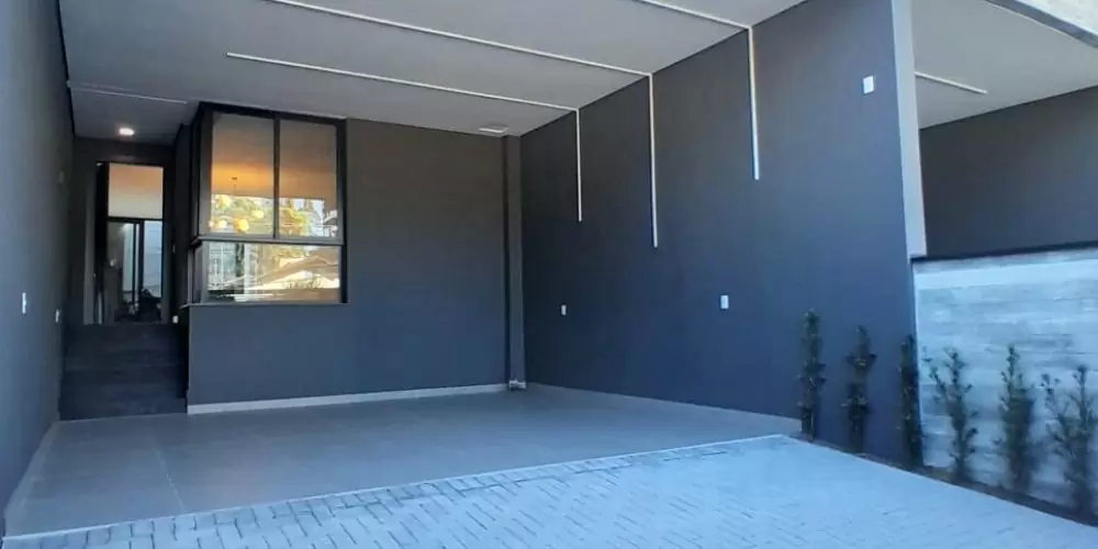 WhatsApp Image 2025-12-06 at 10.11.21 (1)