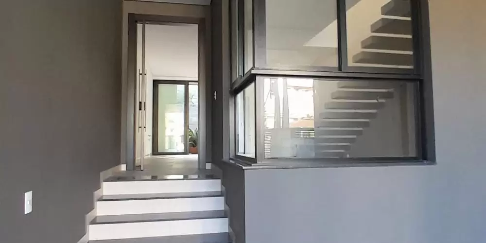 WhatsApp Image 2025-12-06 at 10.11.21 (2)