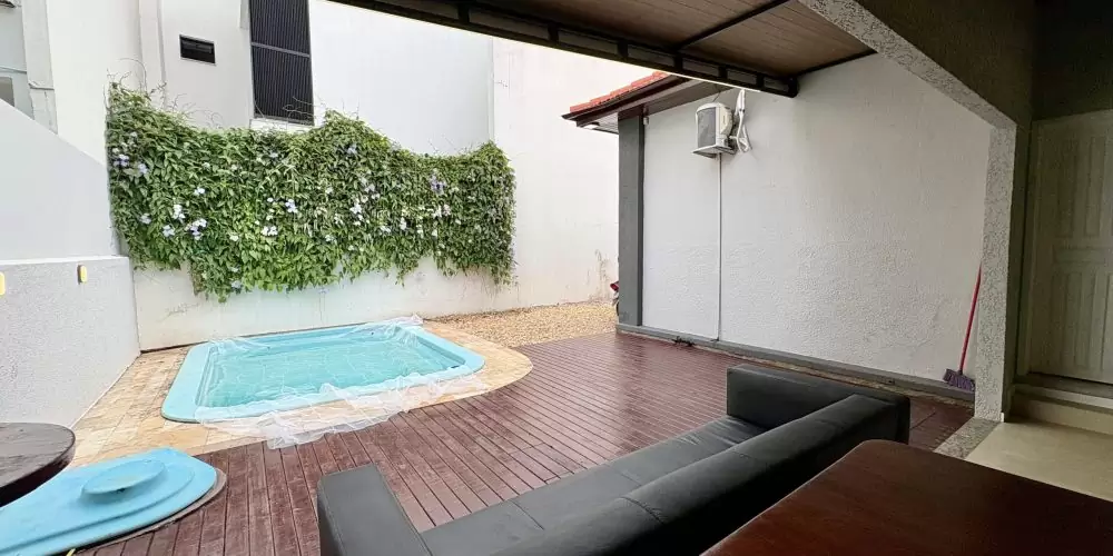 c9d6f396-96ec-45b3-8672-8112d5032596