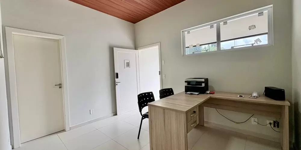 dc326778-3f77-4b48-b49a-401cc18b7a05